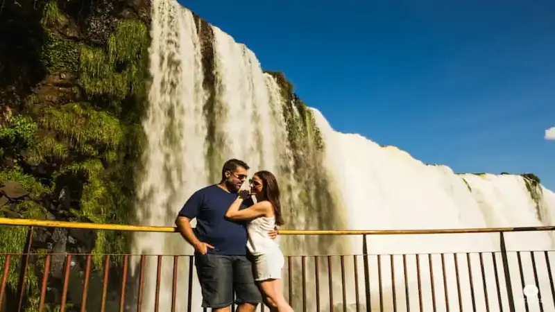 Viaje en pareja a Puerto Iguazú — planes románticos, Luna Llena y Rafain