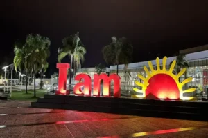 Foto del frente del Duty Free Shop Iguazú